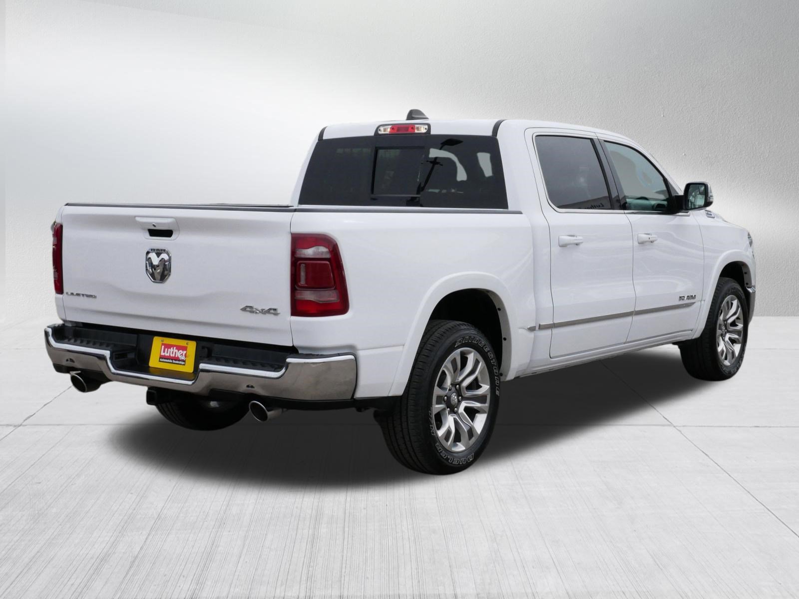 Used 2024 RAM 1500 Limited AWD/4WD image 7