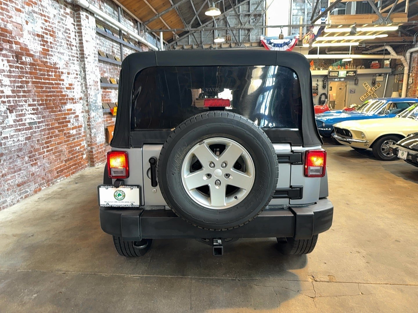 Used 2013 Jeep Wrangler Unlimited Sport AWD/4WD image 4