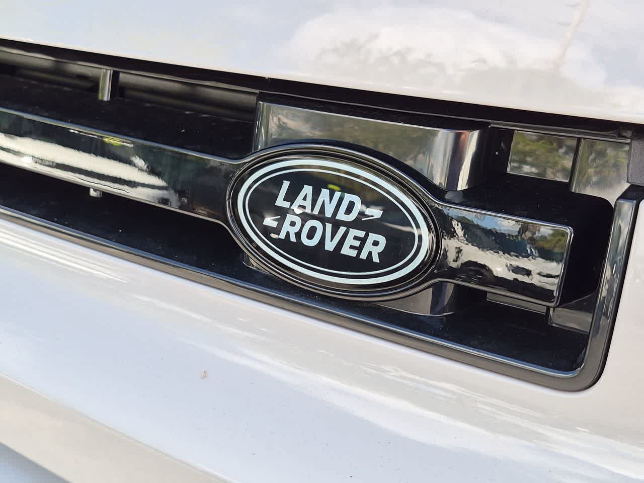 New 2026 Land Rover Defender 110 S AWD/4WD image 12