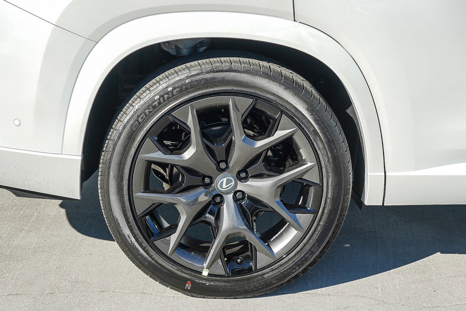 New 2026 Lexus TX 500h AWD image 12