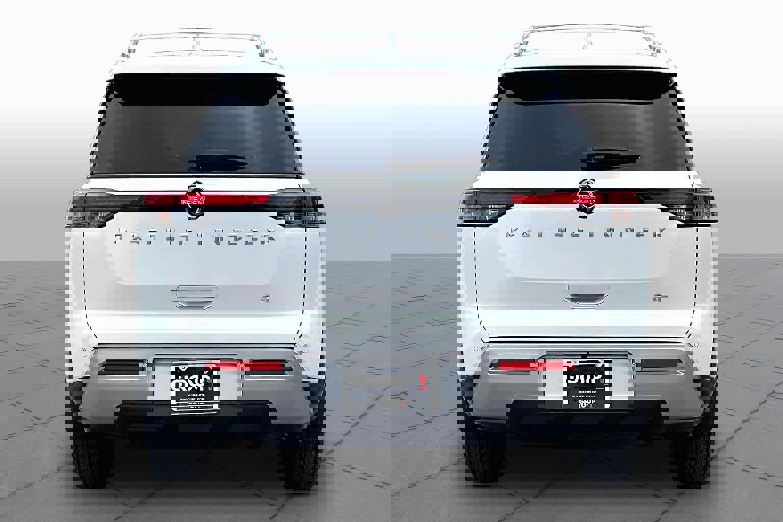 Certified 2025 Nissan Pathfinder SL image 5