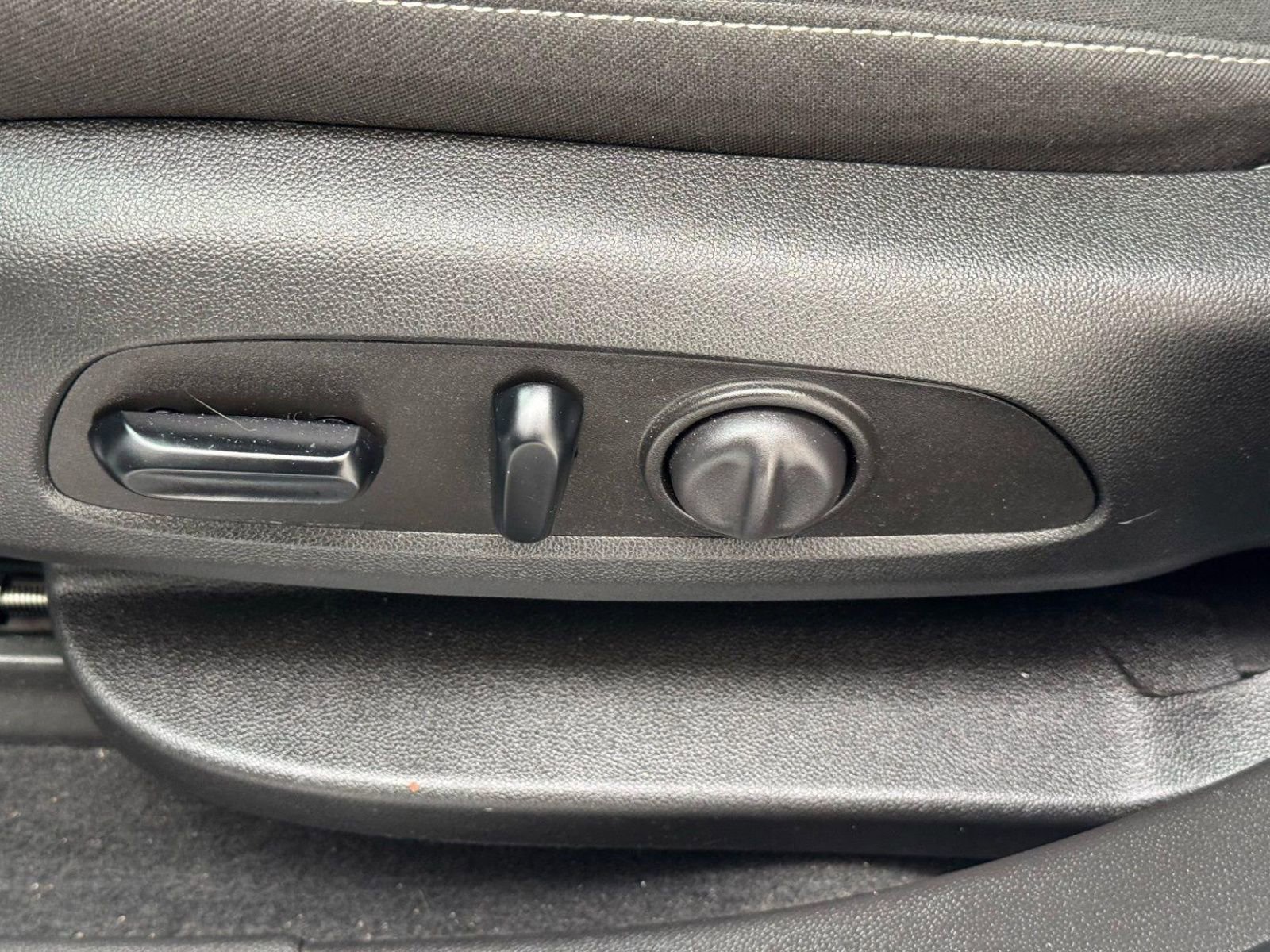 Used 2023 Chevrolet Blazer LT w/ Midnight/Sport Edition AWD/4WD image 20