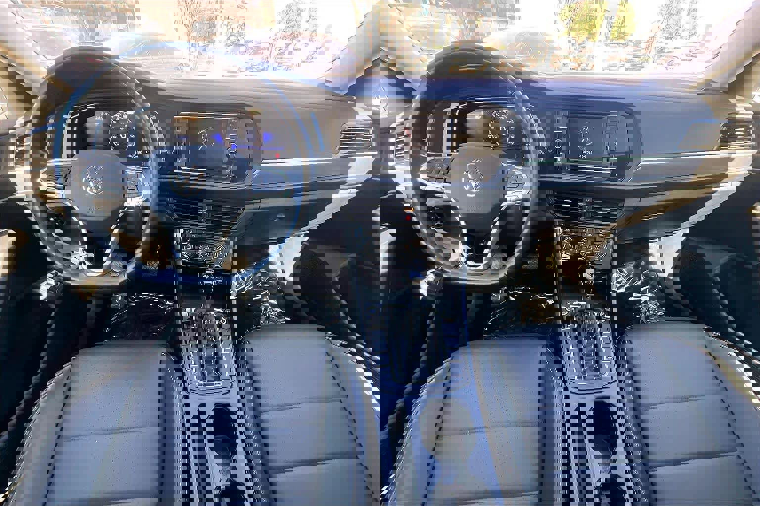 Used 2024 Volkswagen Jetta SE image 14