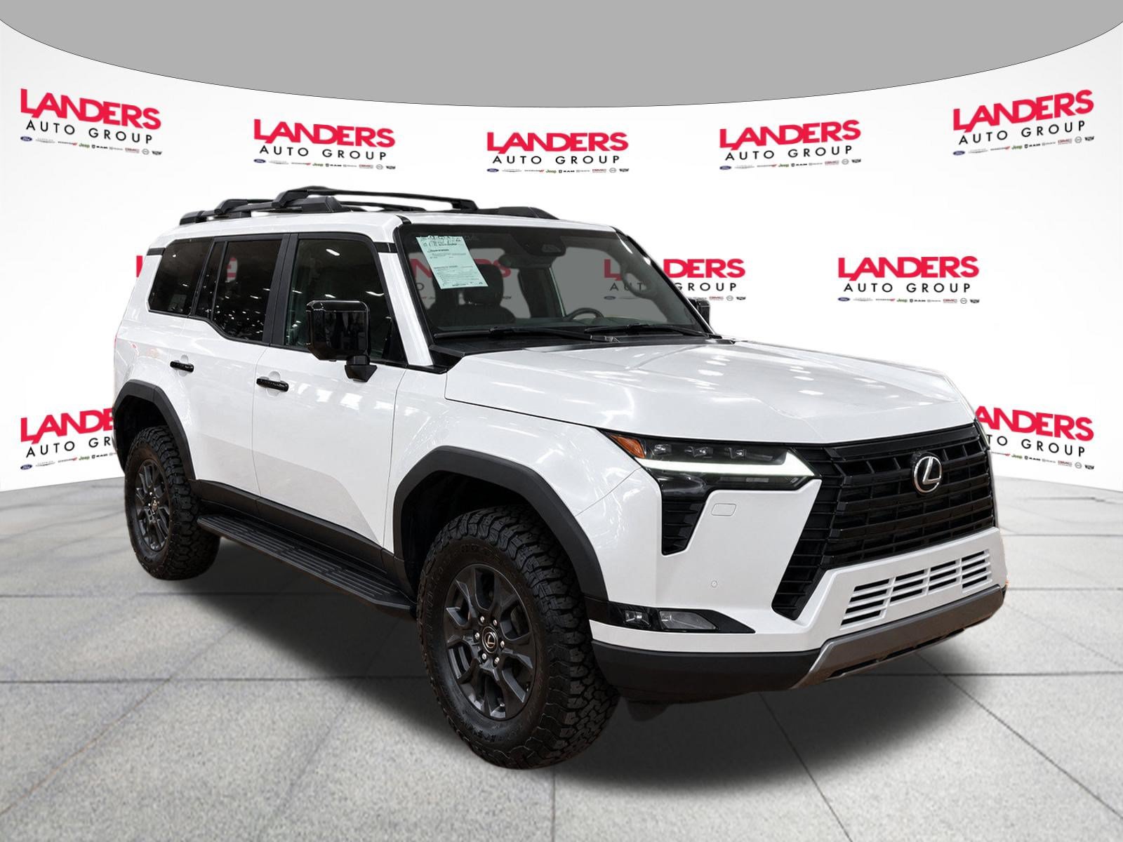 Used 2024 Lexus GX 550 AWD/4WD image 3