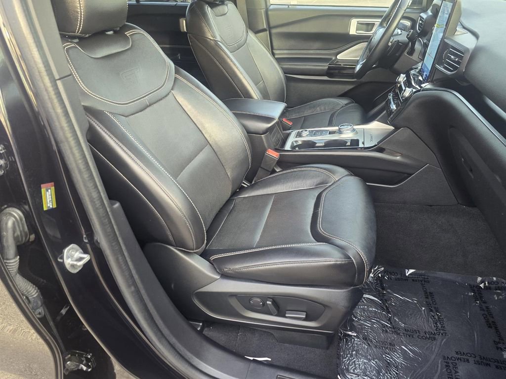 Certified 2022 Ford Explorer ST w/ Equipment Group 401A image 31