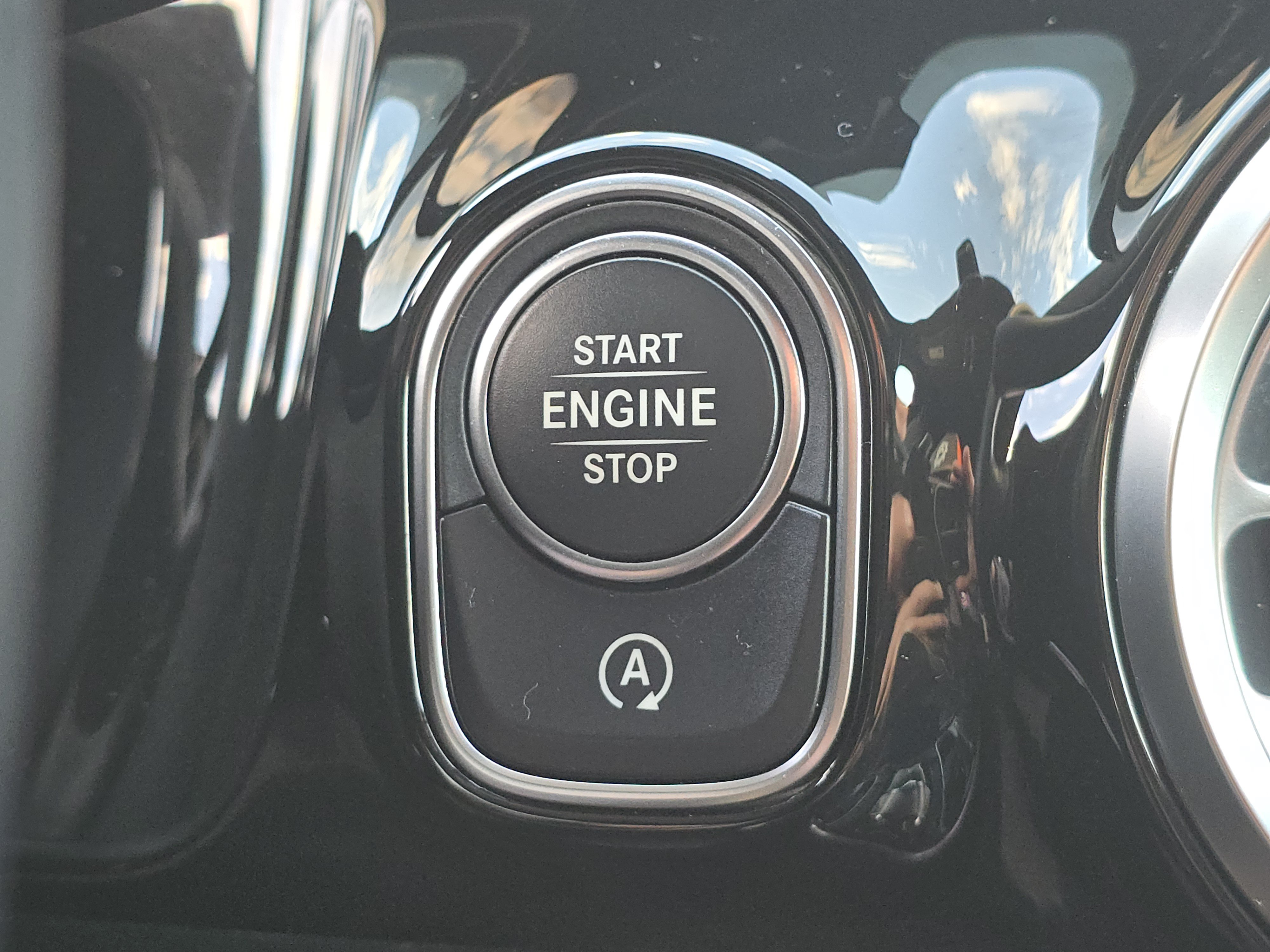 Used 2021 Mercedes-Benz GLA 250 4MATIC image 26