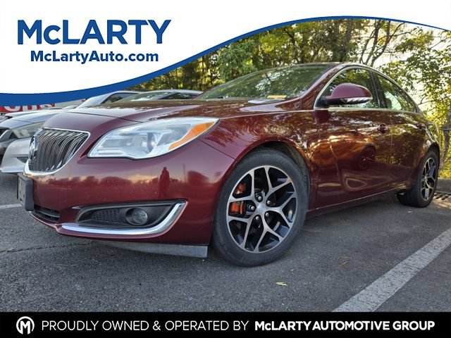 Used 2017 Buick Regal Sport Touring FWD image 1