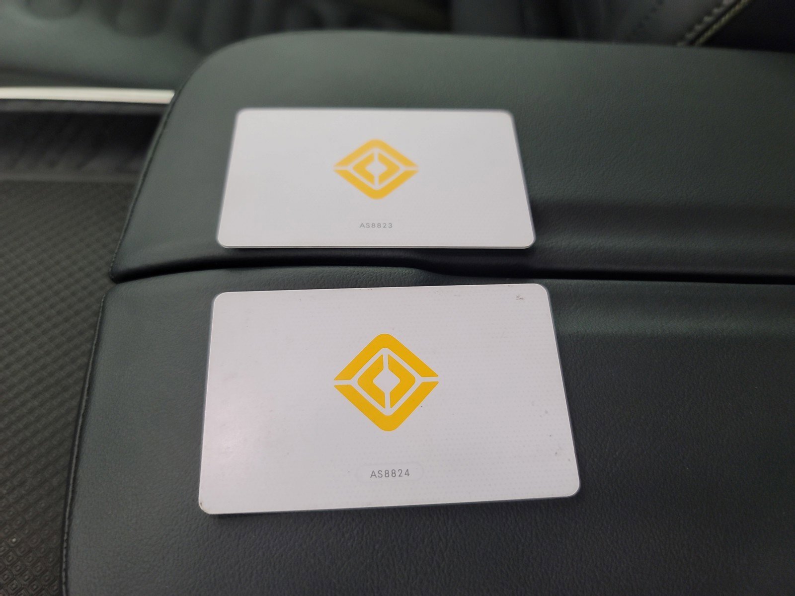 Used 2024 Rivian R1S Adventure image 31