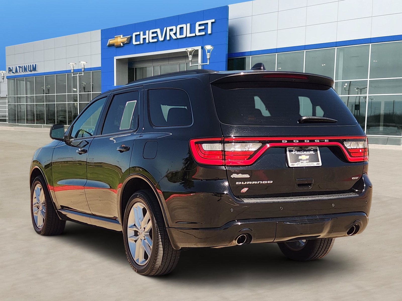 Used 2025 Dodge Durango GT AWD/4WD image 4