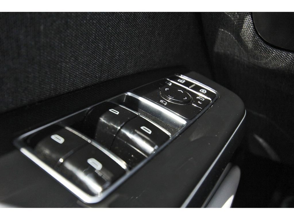 Used 2026 Cadillac Escalade ESV Platinum Luxury w/ LPO, Floor Liner Package AWD/4WD image 16