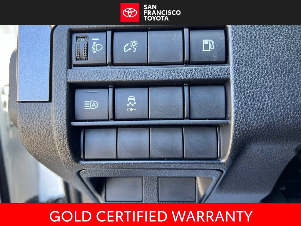 Certified 2026 Toyota 4Runner SR5 AWD/4WD image 35