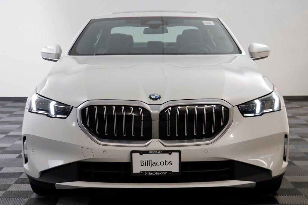 Used 2025 BMW 530i xDrive image 22