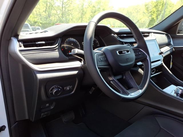 New 2026 Jeep Grand Cherokee L 4WD image 14