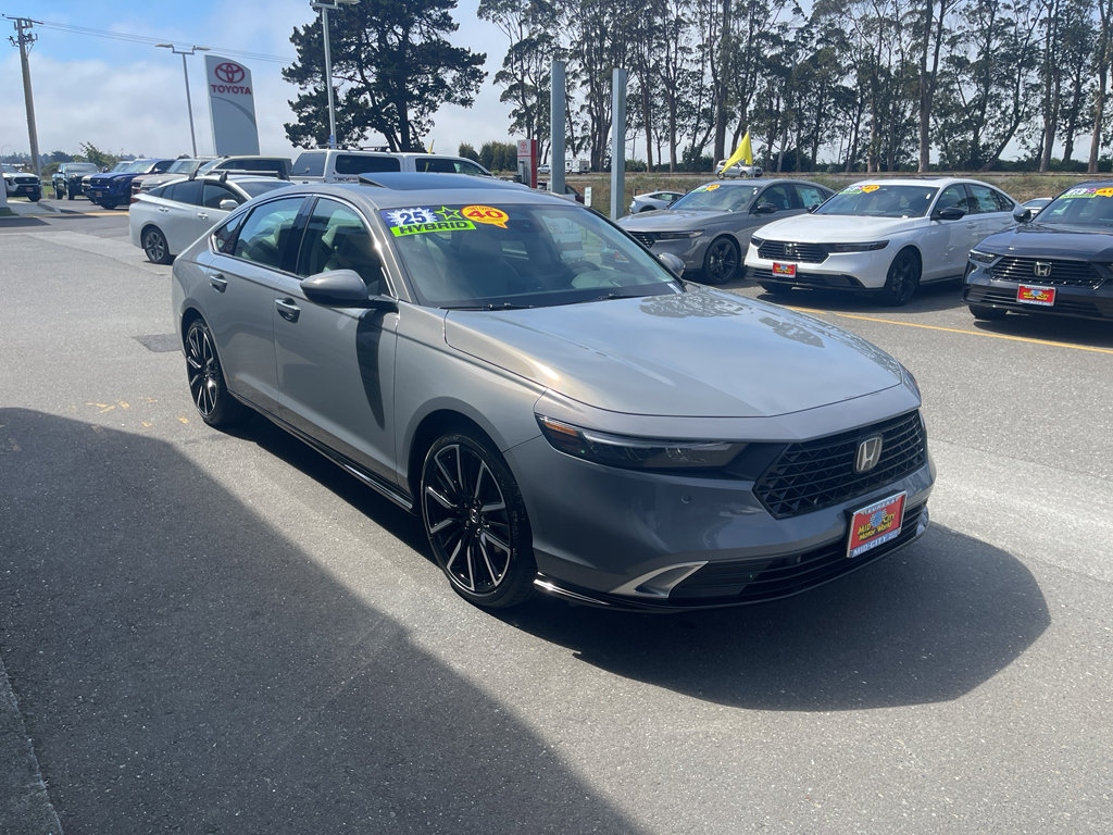 New 2025 Honda Accord Touring image 7