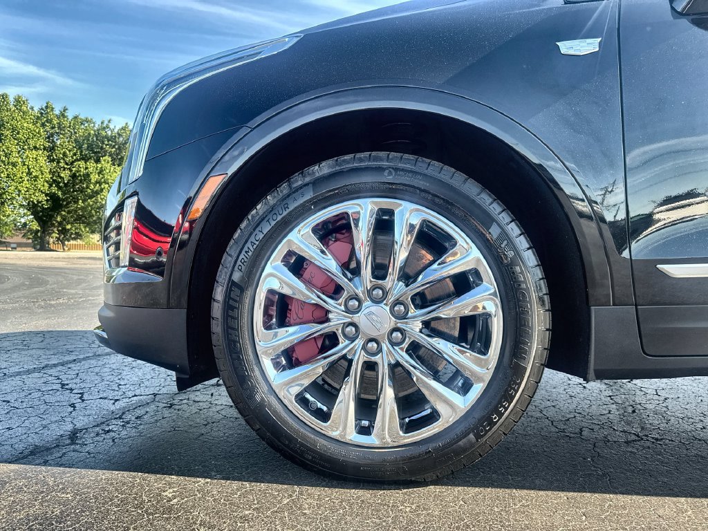 Used 2023 Cadillac XT5 Sportv w/ Technology Package AWD/4WD image 11