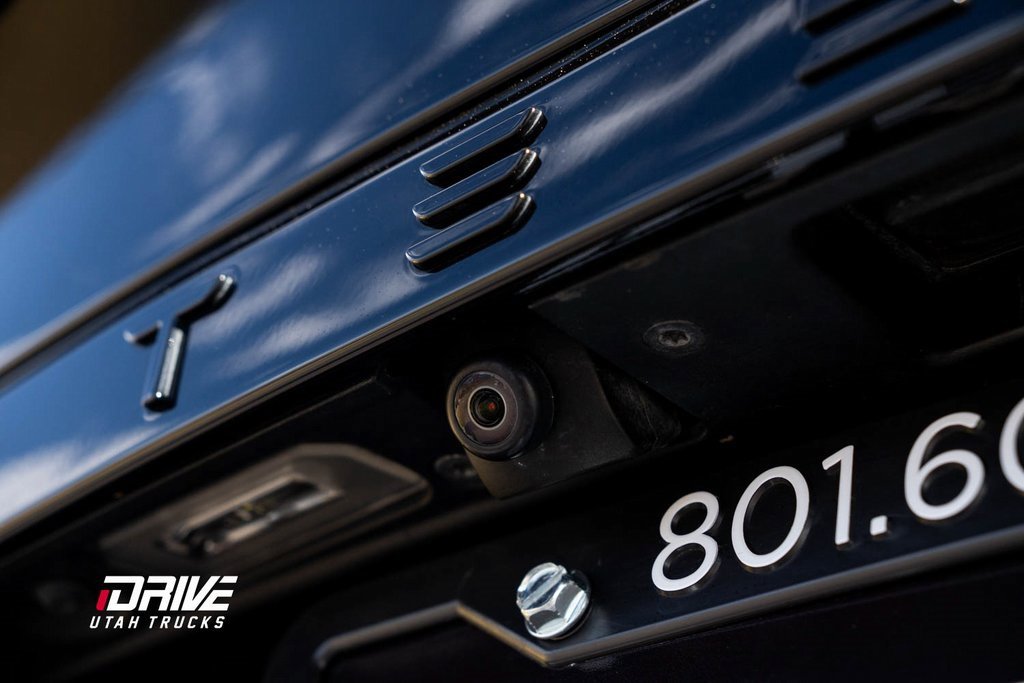 Used 2021 Tesla Model S Plaid image 12