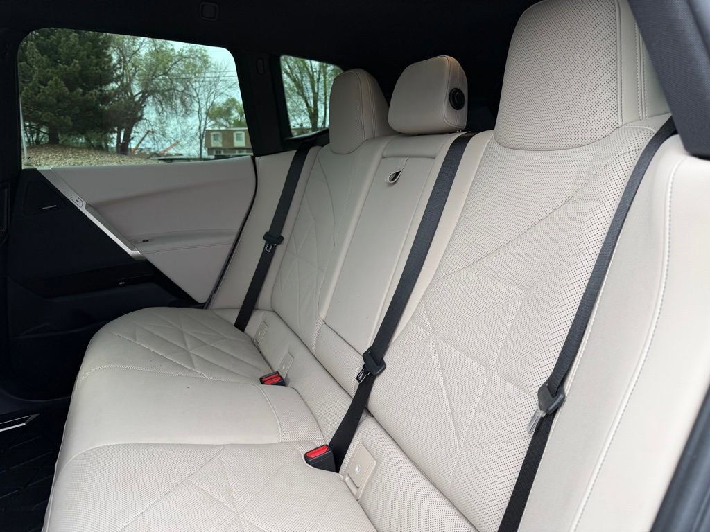 Certified 2023 BMW iX xDrive50 w/ Sport Package image 17