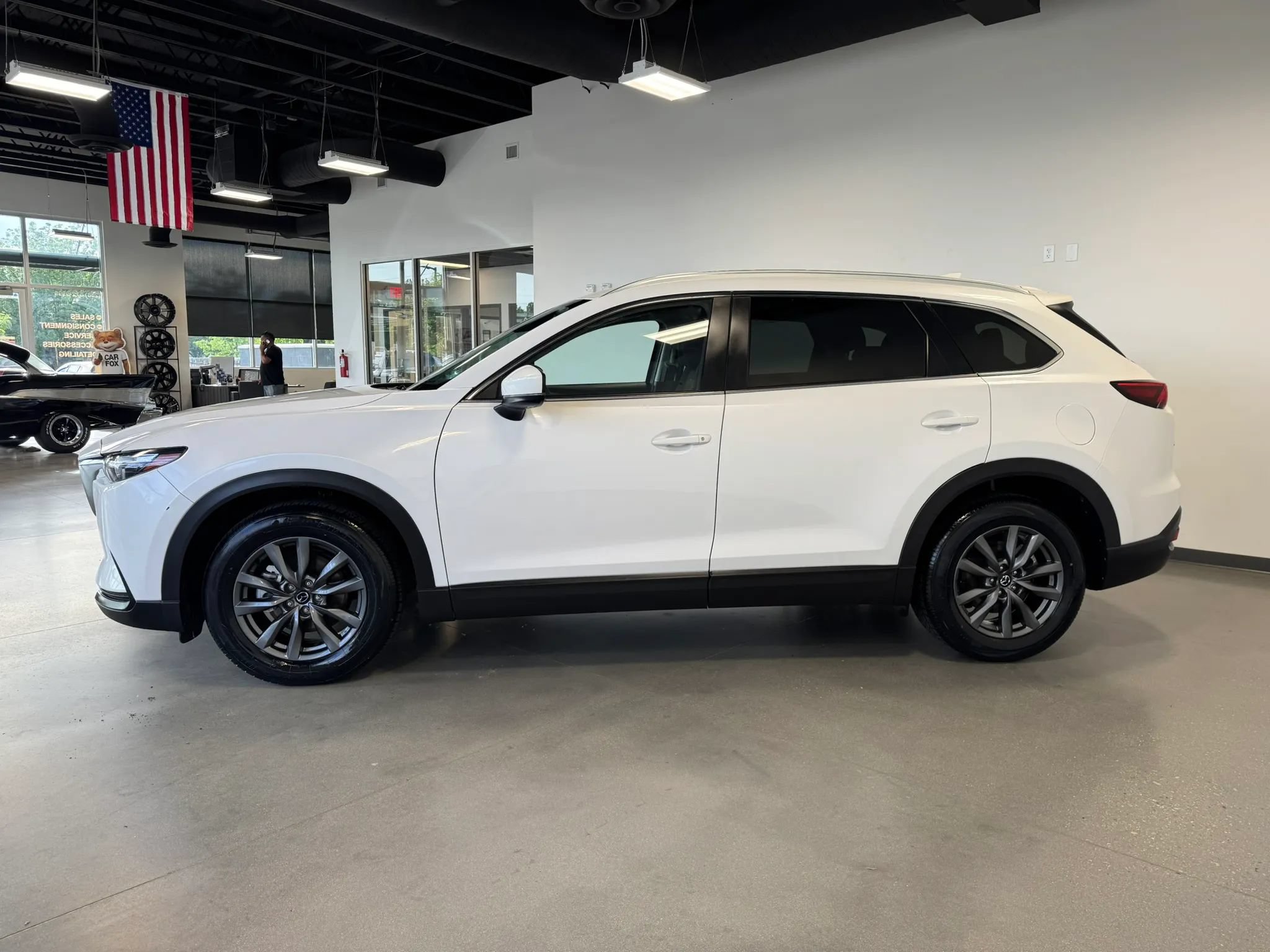 Used 2022 MAZDA CX-9 Sport AWD/4WD image 4