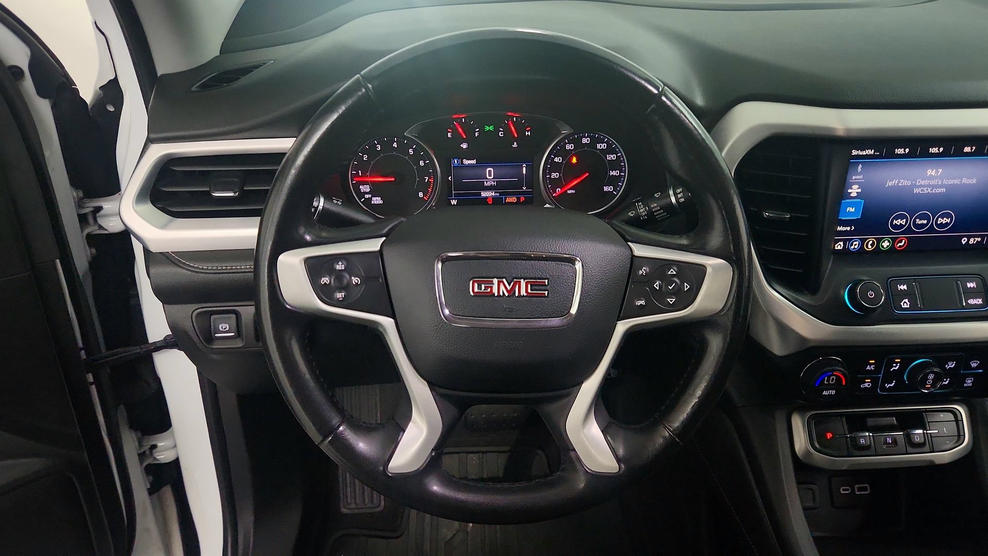 Certified 2020 GMC Acadia SLE w/ Driver Convenience Package AWD/4WD image 19
