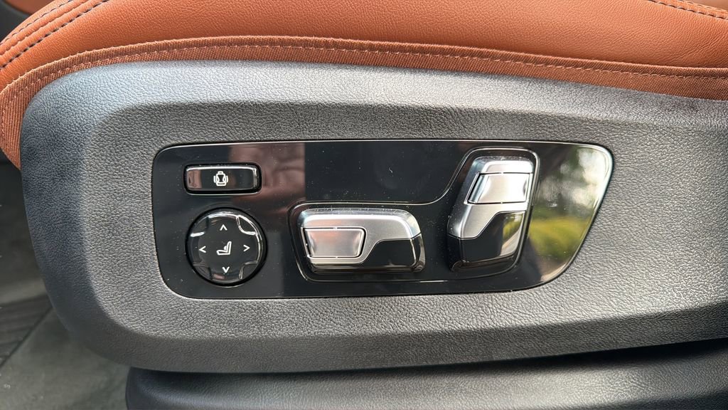 New 2026 BMW X5 xDrive40i w/ M Sport Package image 7