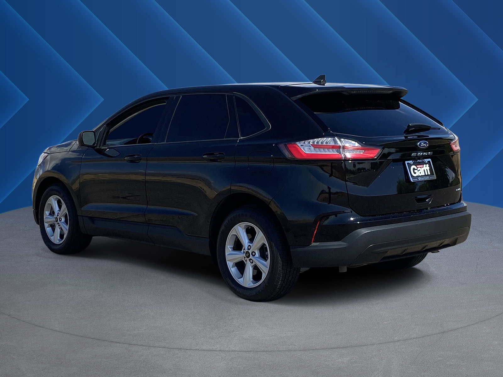 Used 2023 Ford Edge SE AWD/4WD image 5
