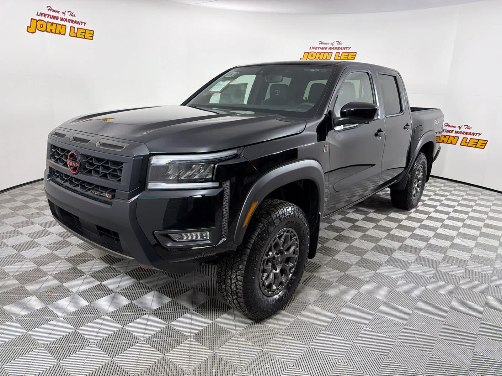 New 2026 Nissan Frontier PRO-4X w/ Pro Premium Package