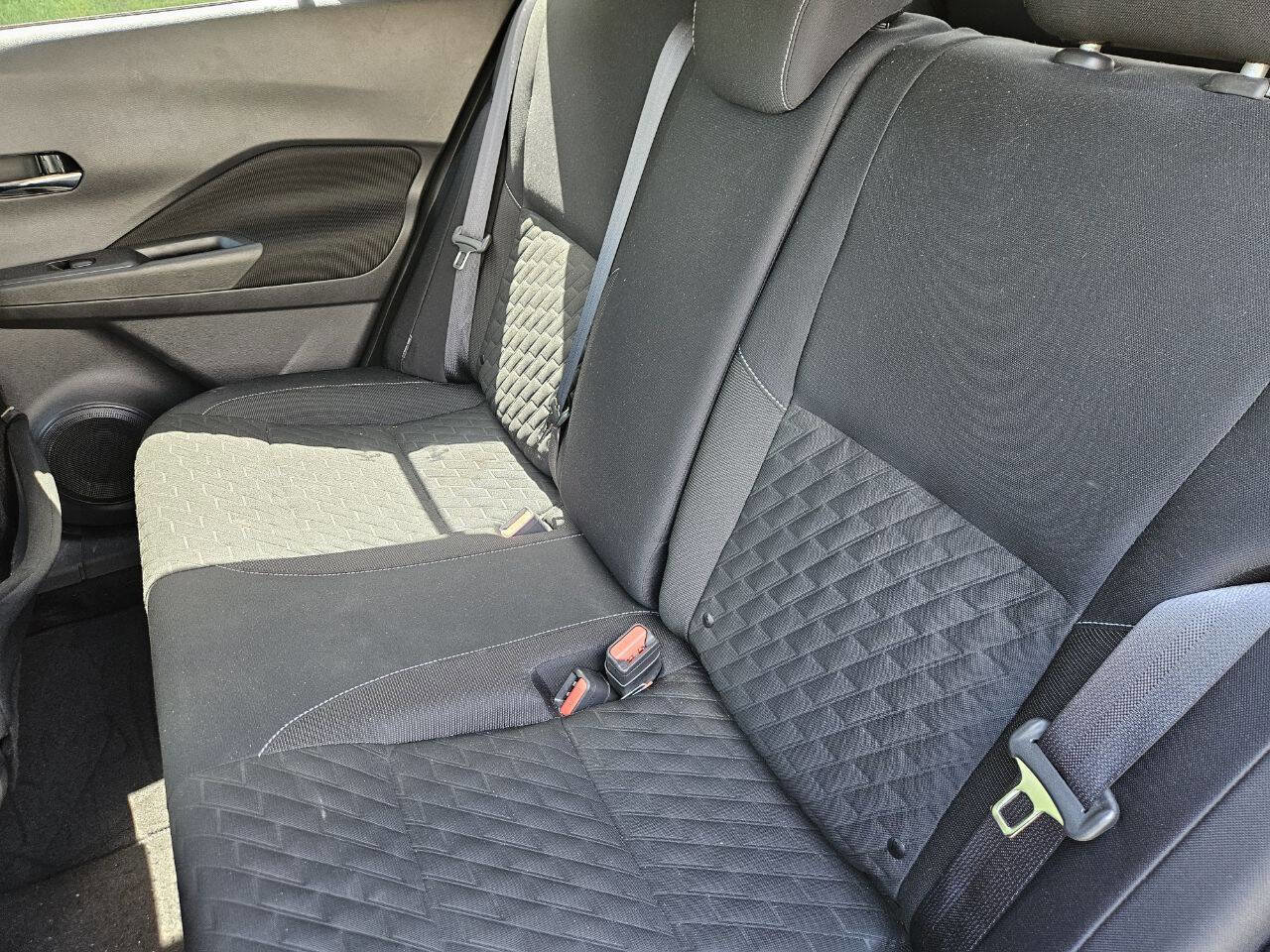 Used 2022 Nissan Kicks SV FWD image 13