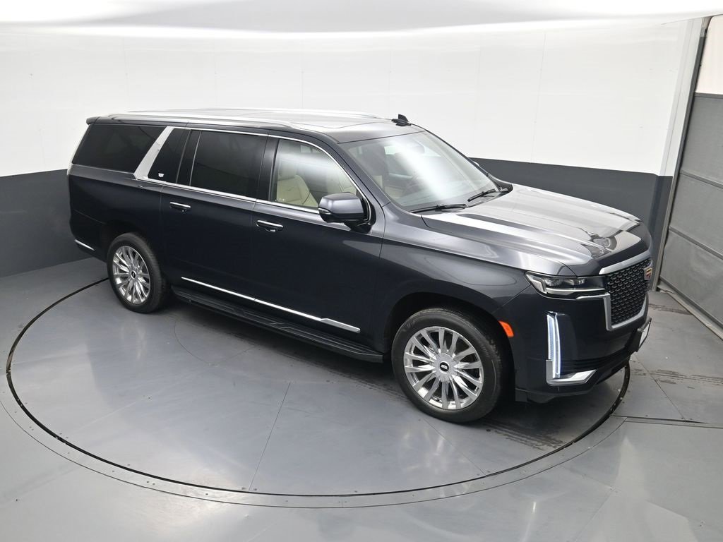 Used 2023 Cadillac Escalade ESV Premium Luxury image 24