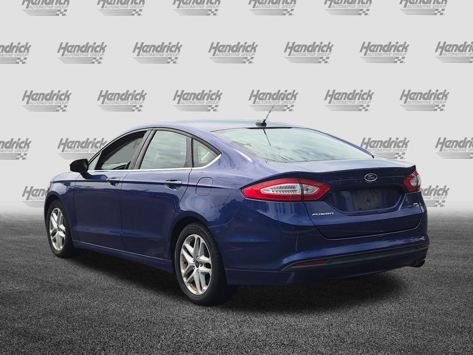 Used 2014 Ford Fusion SE FWD image 8
