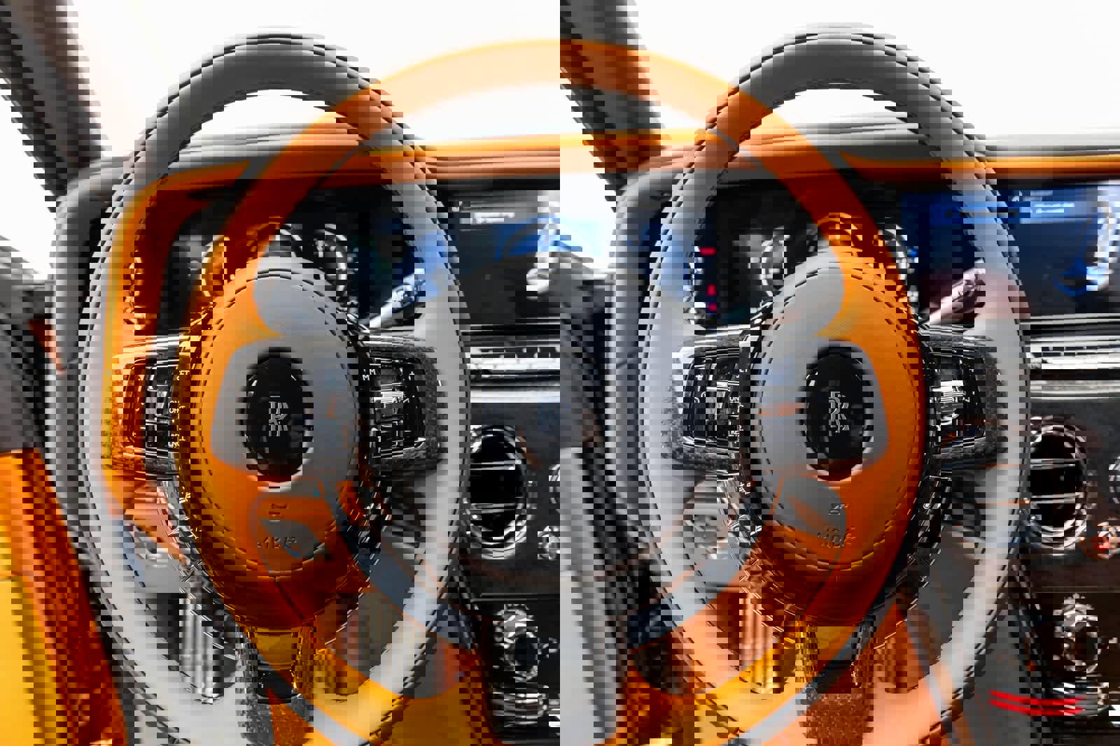 New 2026 Rolls-Royce Cullinan Black Badge image 19