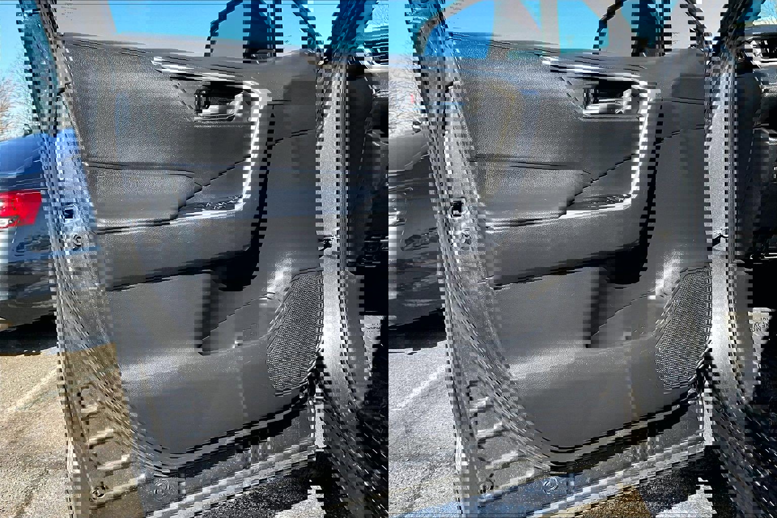 Used 2024 Toyota RAV4 XLE image 21