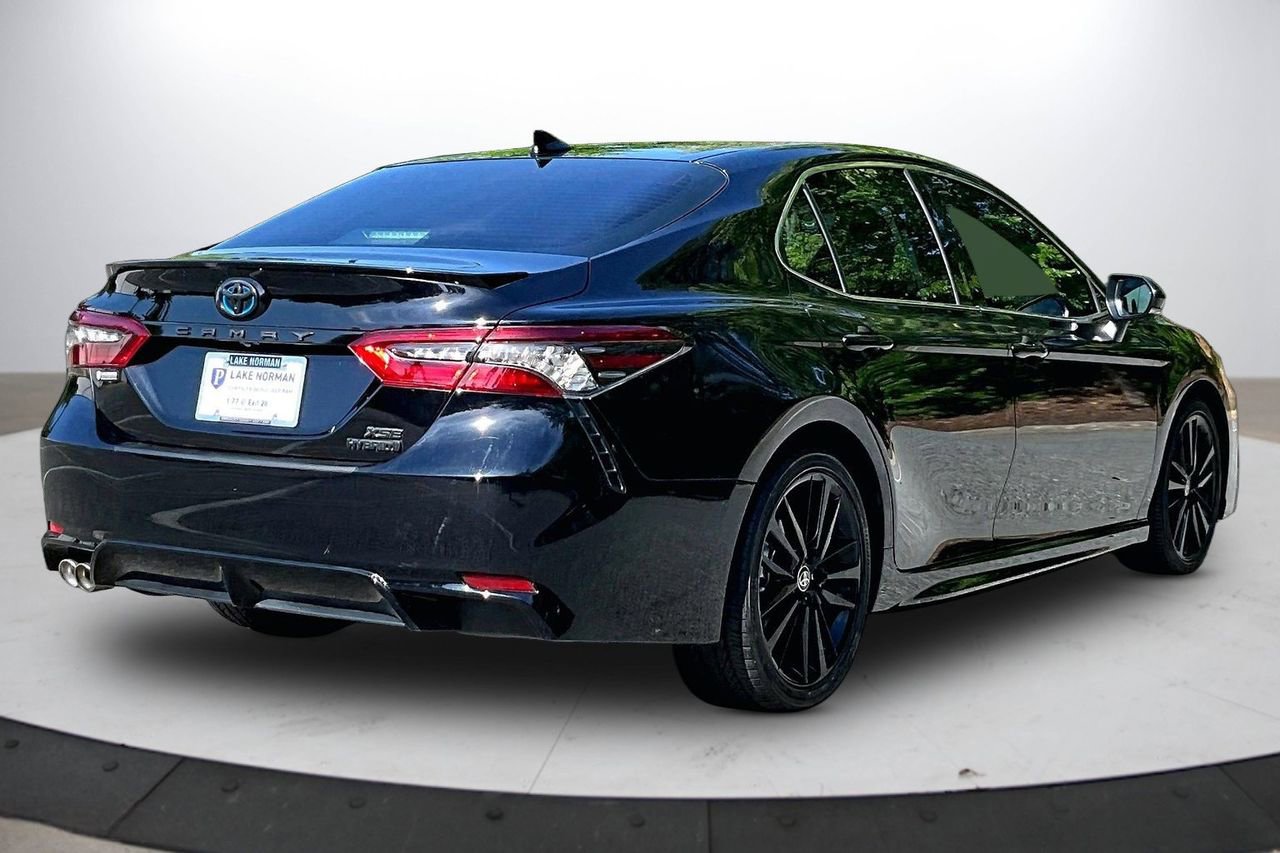 Used 2024 Toyota Camry XSE w/ Cold Weather Package FWD image 9