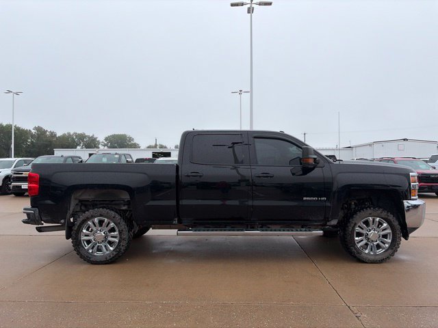Used 2016 Chevrolet Silverado 2500 W/T w/ WT Convenience Package AWD/4WD image 2