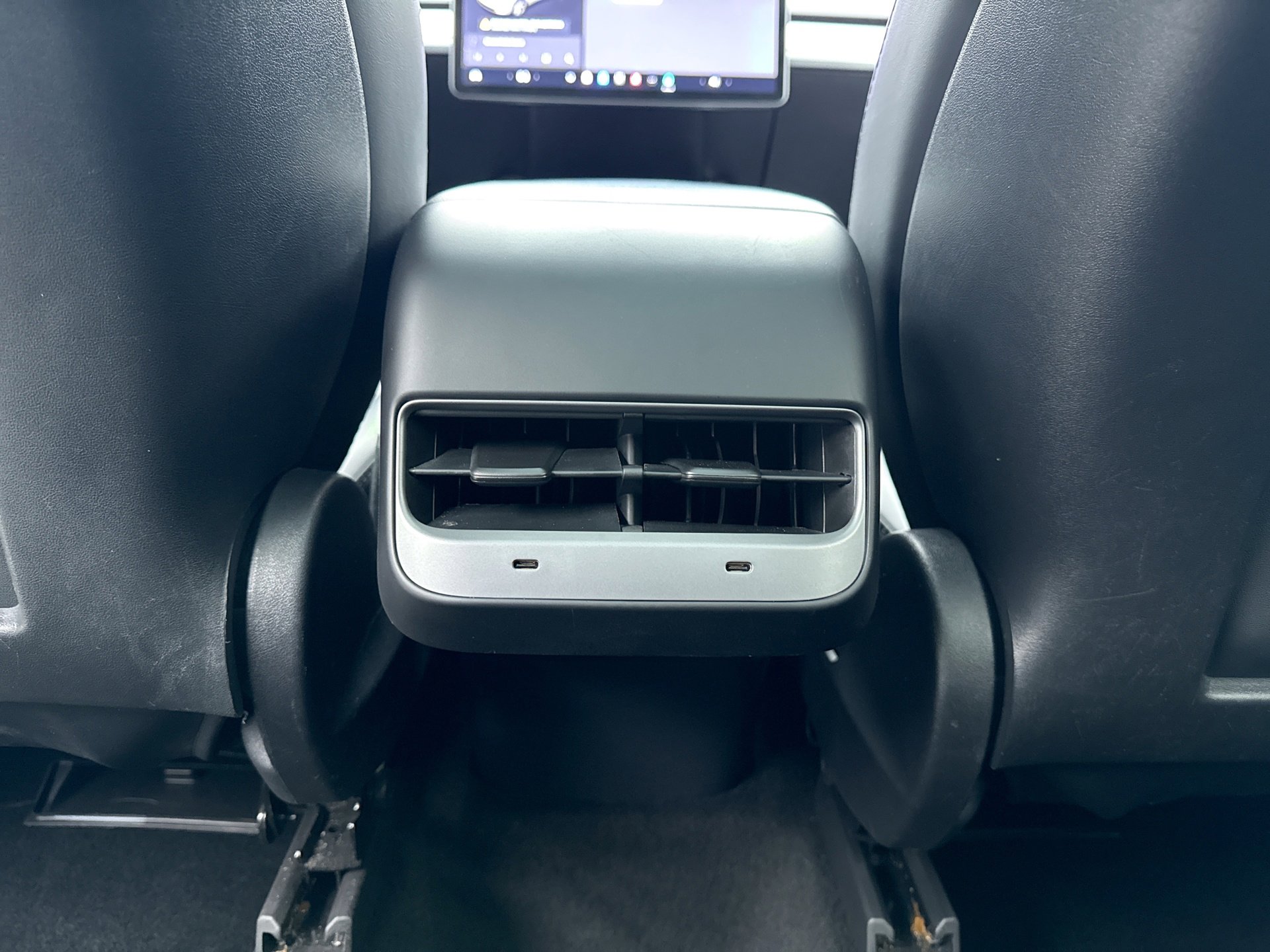 Used 2020 Tesla Model Y Long Range image 21