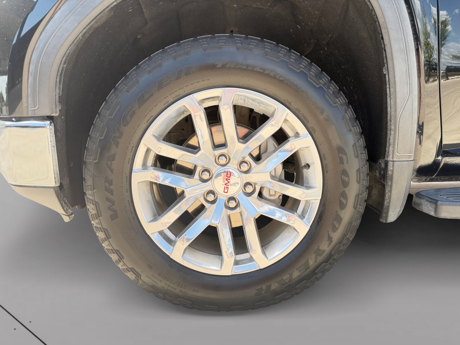 Used 2019 GMC Sierra 1500 SLT RWD image 9