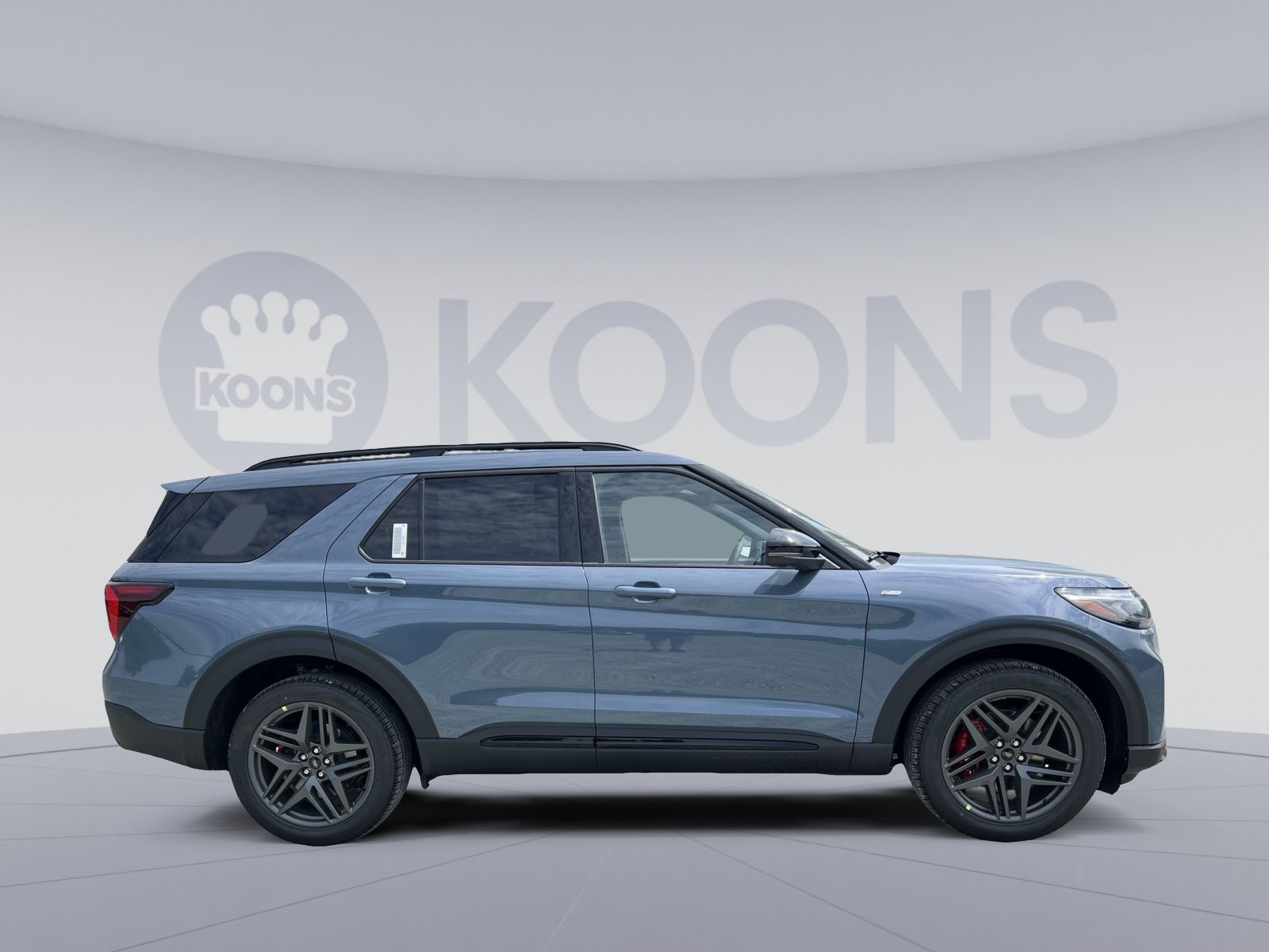 New 2026 Ford Explorer ST-Line w/ ST-Line Street Pack AWD/4WD image 8