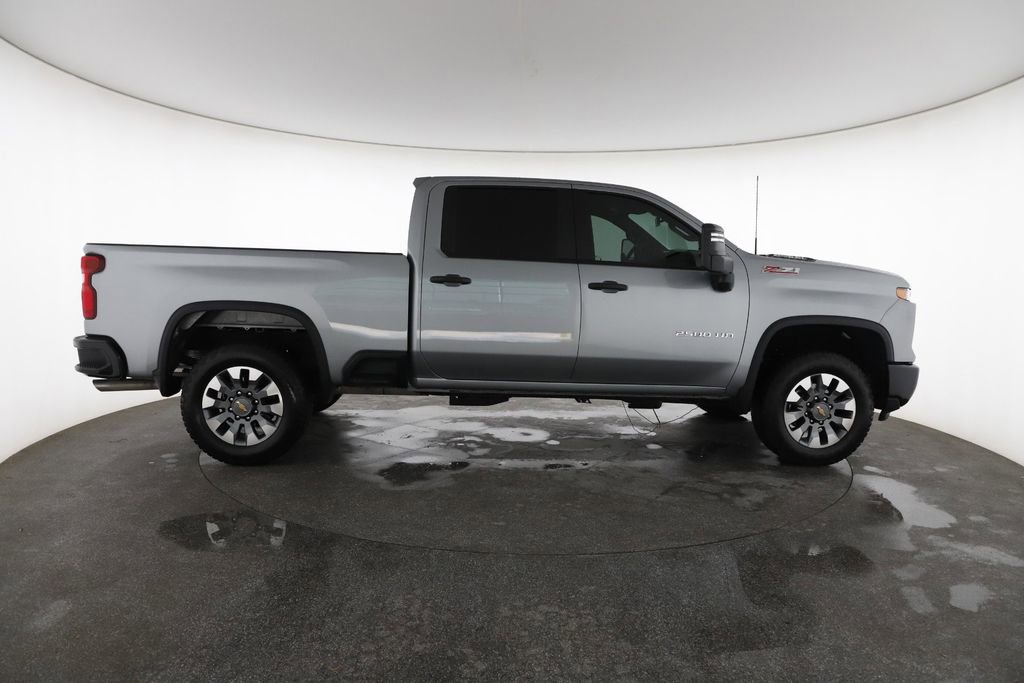 Used 2026 Chevrolet Silverado 2500 Custom w/ Custom Value Package image 14