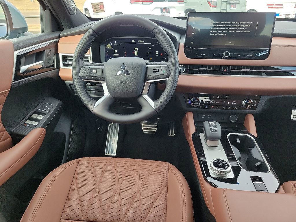New 2026 Mitsubishi Outlander SEL image 8