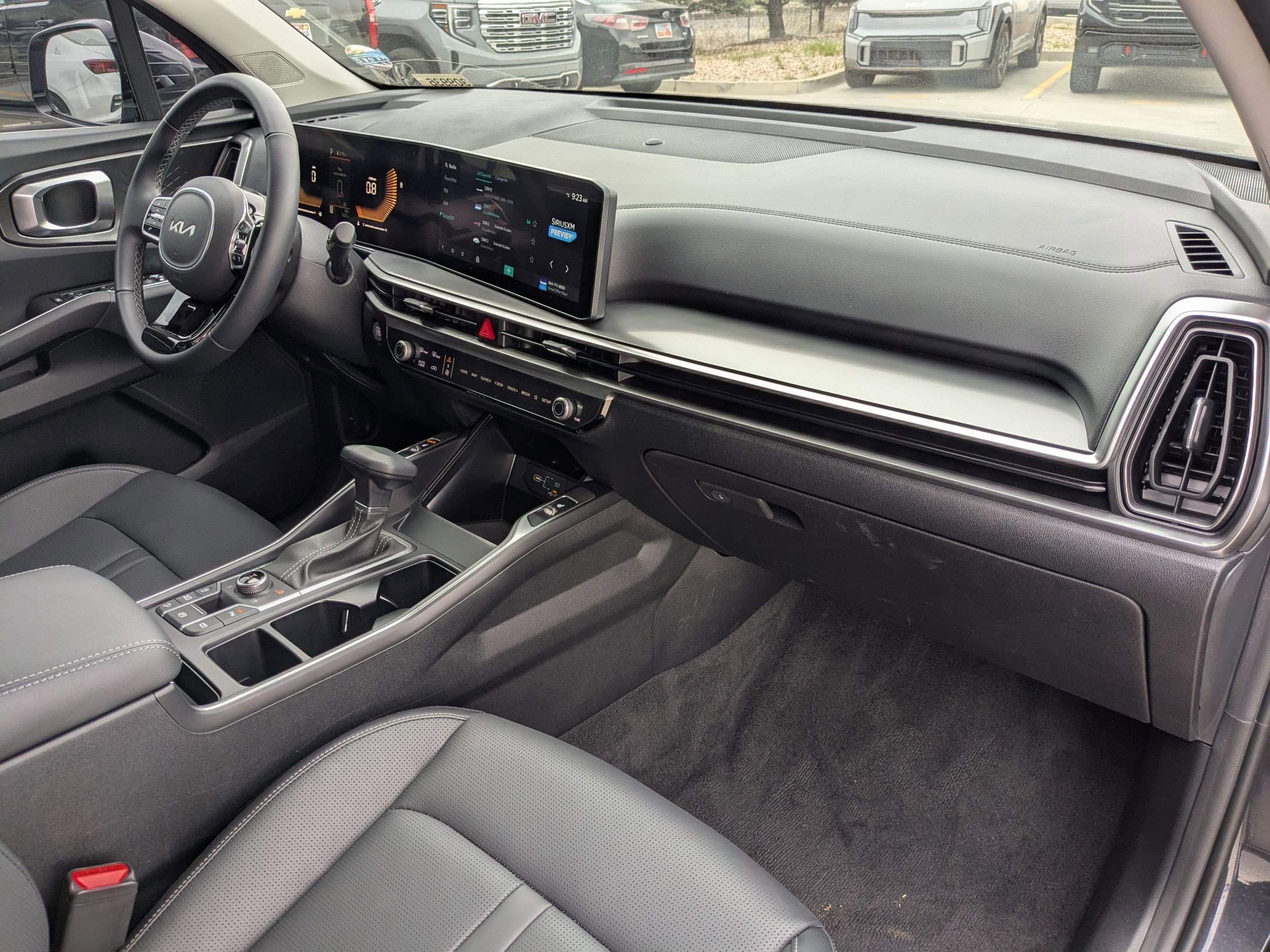 Certified 2025 Kia Sorento S image 29