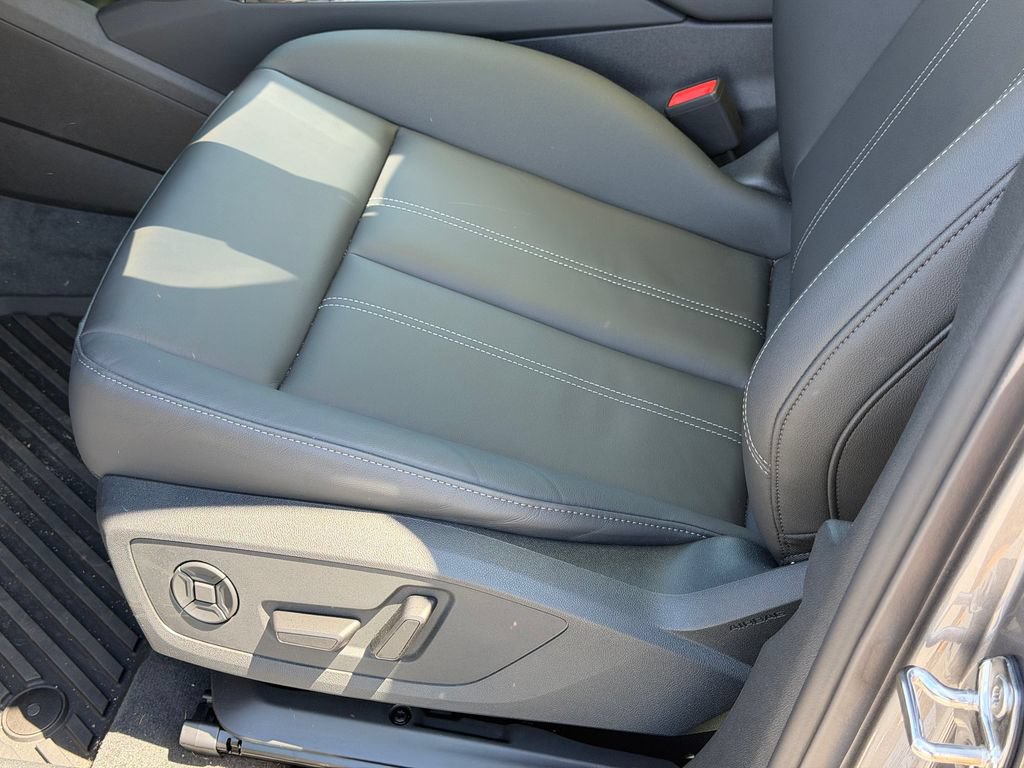 New 2025 Audi A6 e-tron Premium RWD image 15