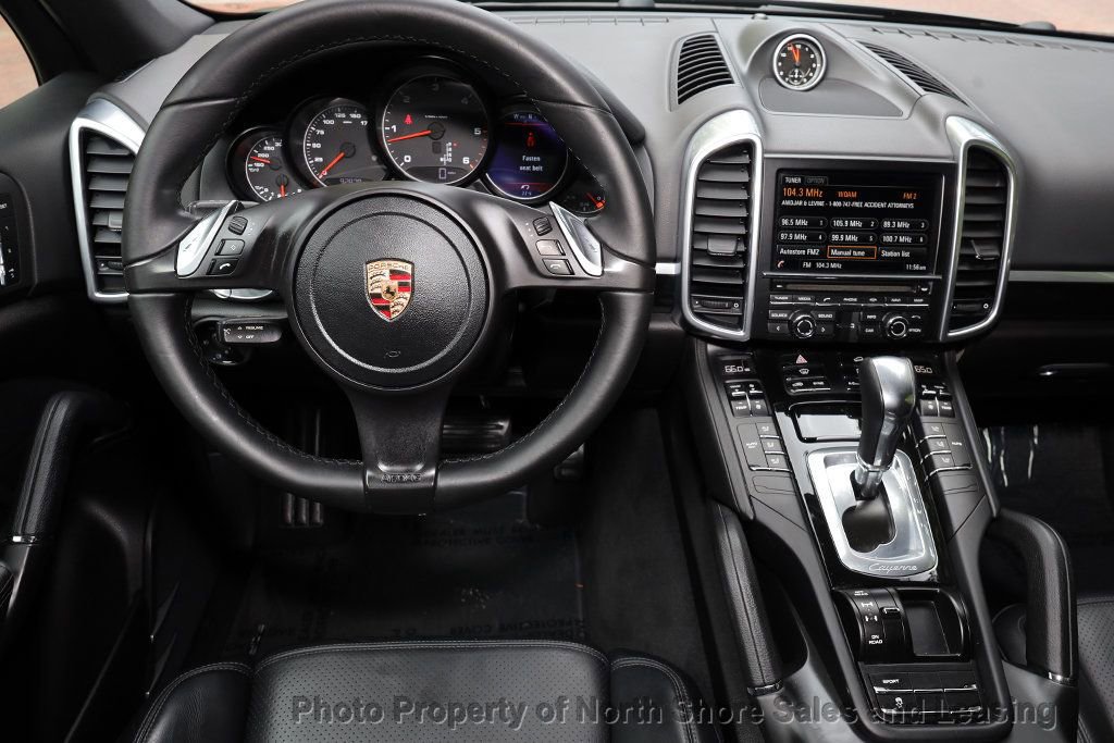 Used 2014 Porsche Cayenne Diesel AWD/4WD image 8