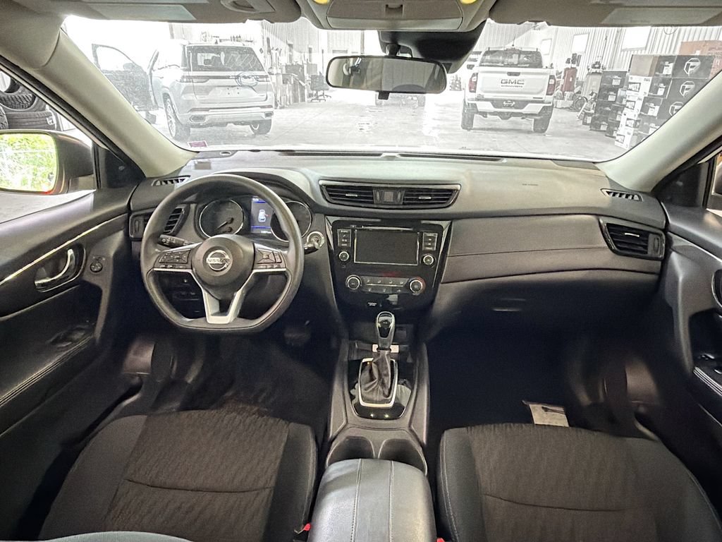 Used 2019 Nissan Rogue SL AWD/4WD image 10