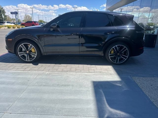 Used 2020 Porsche Cayenne Turbo AWD/4WD image 8