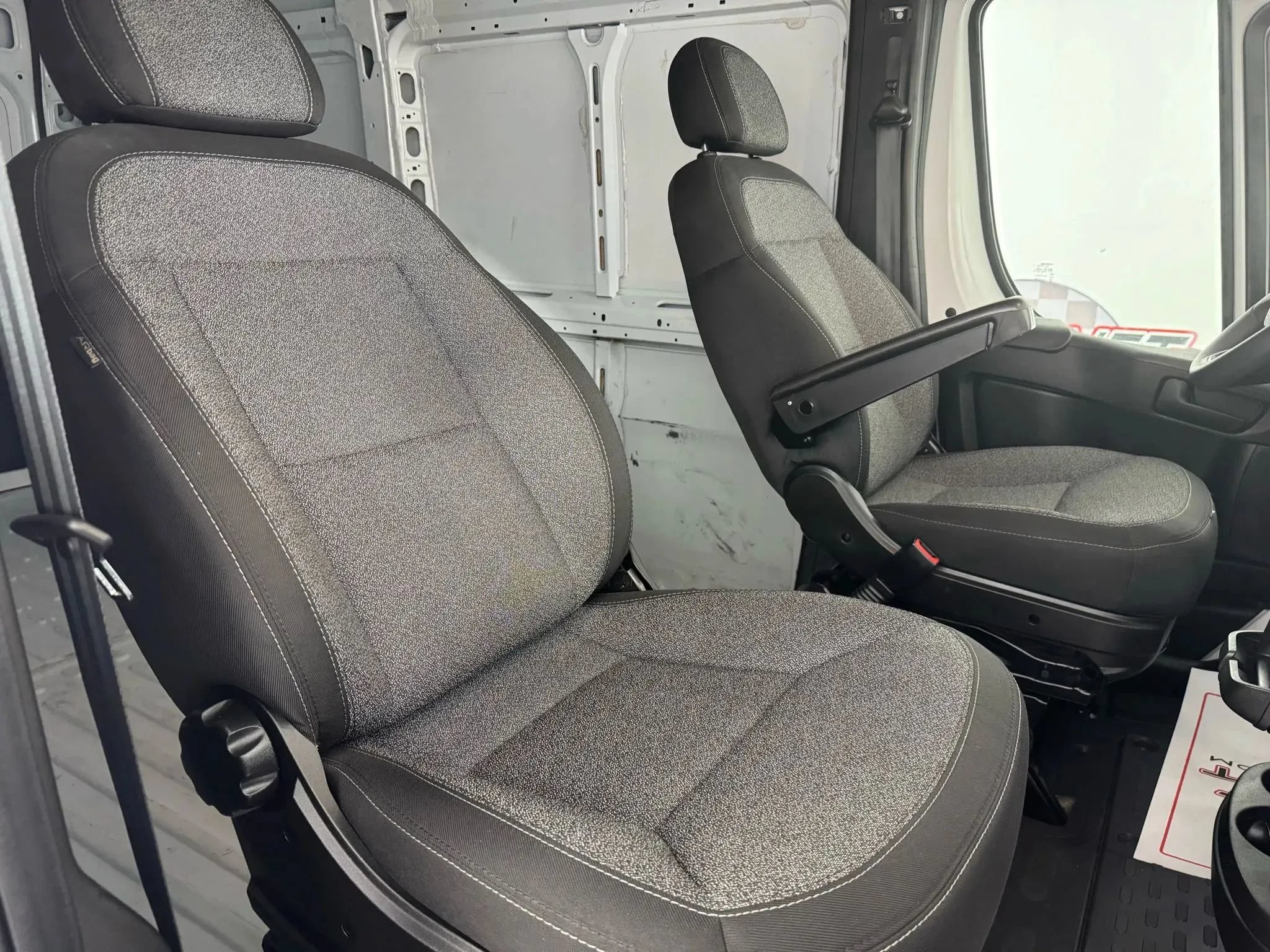 Used 2024 RAM ProMaster 1500 w/ Convenience Group FWD image 33