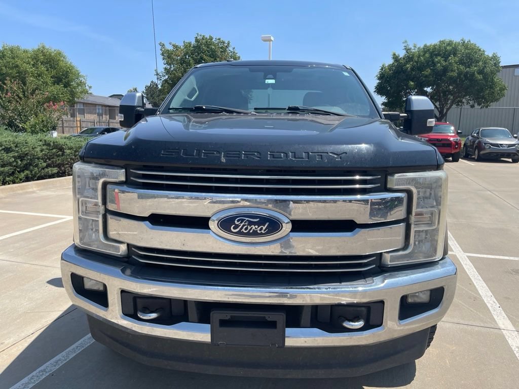 Used 2017 Ford F250 Lariat w/ Lariat Ultimate Package AWD/4WD image 2