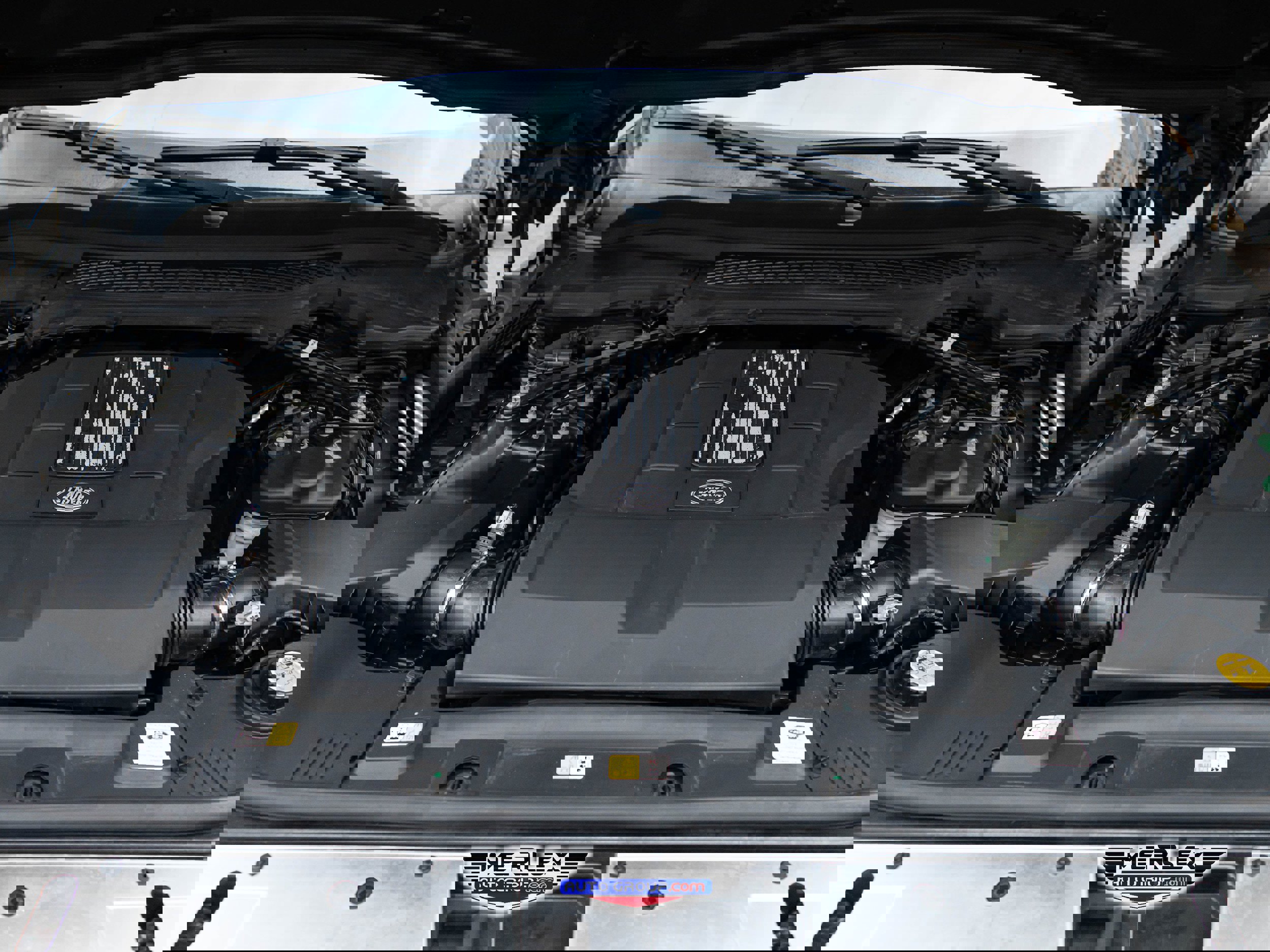 Used 2017 Land Rover Range Rover Supercharged image 54