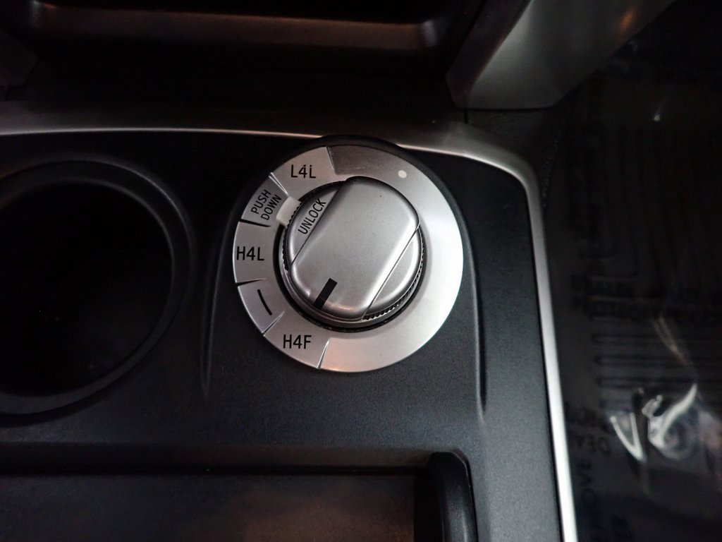Used 2014 Toyota 4Runner Limited image 6