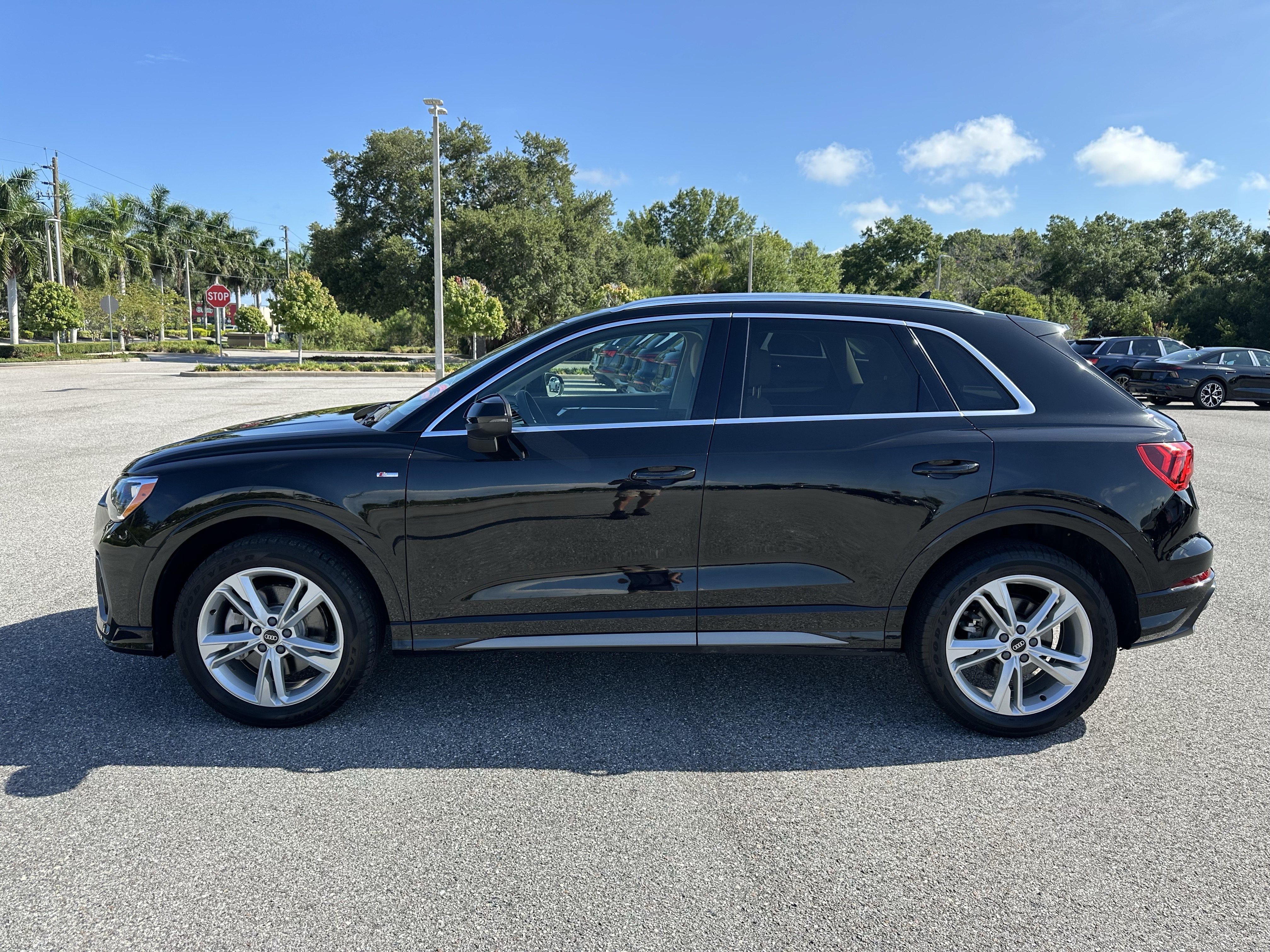 Used 2022 Audi Q3 2.0T Premium AWD/4WD image 7