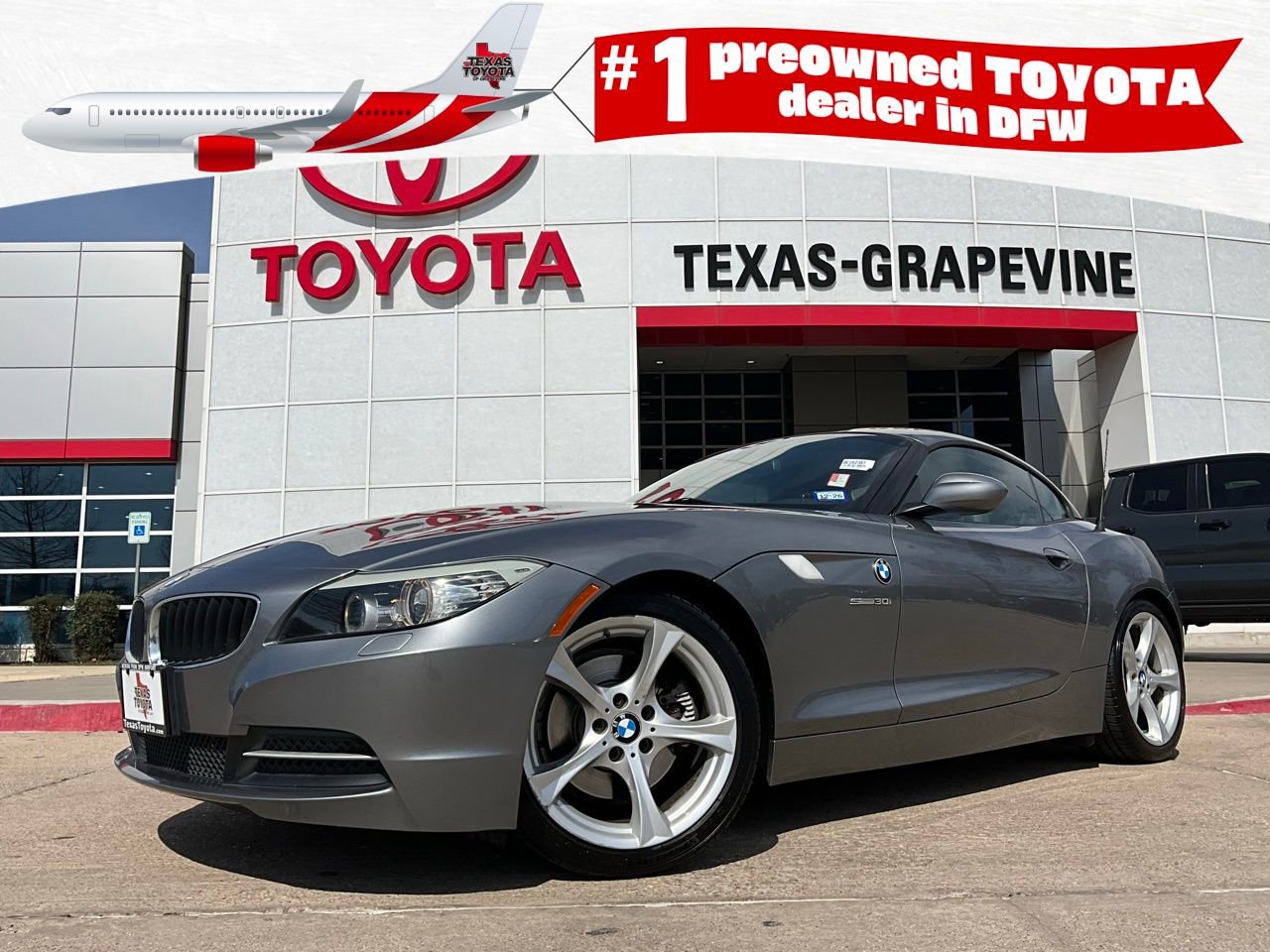 Used 2011 BMW Z4 sDrive30i image 1