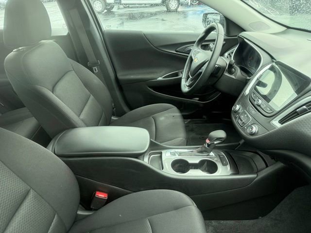 Used 2024 Chevrolet Malibu RS image 8